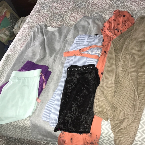 Forever 21 Tops - Small/medium bundle